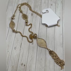 NWT Kohls Long Ornate Goldtone Necklace